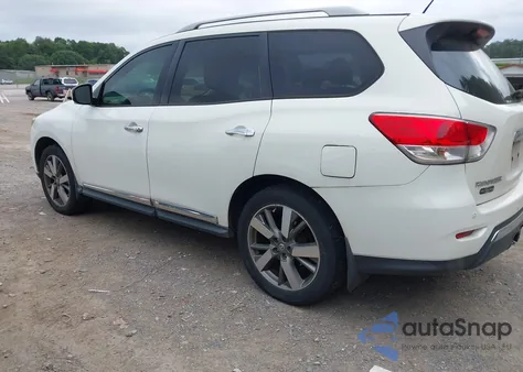 2013 Nissan Pathfinder Platinum z USA, uszkodzony, nr VIN 5N1AR2MN2DC601065